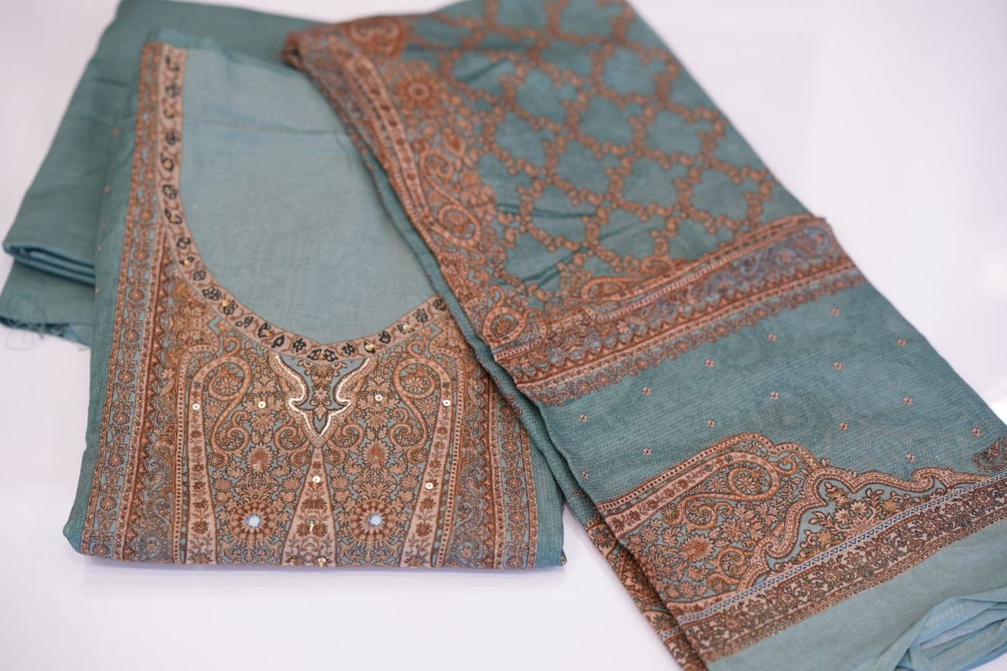 Muslin Silk With Pakistani Printed Top And Duppatta