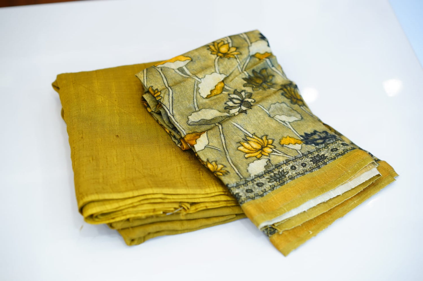 Pure  Raw Silk Salwar Suite Material  With  Same  Colour Bottom And Printed Dupatta